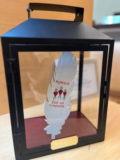 De Compassiepluim 2025 van Nijmegen Stad van Compassie